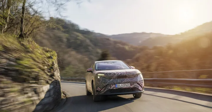 Il nuovo SUV da famiglia con sette posti e un'autonomia oltre i 600 km