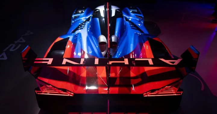 Alpine, il motore Mercedes esalta la truppa transalpina