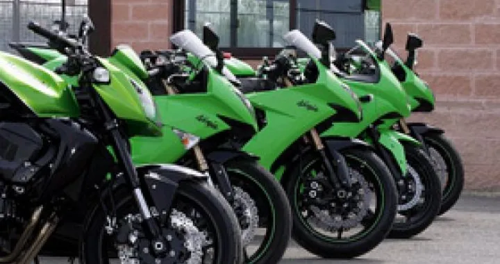 Kawasaki Riding School in pista al Motorfest di Racalmuto