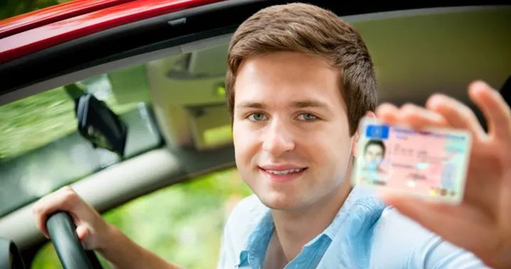 Esame patente di guida: si farà con sensori e telecamere in auto