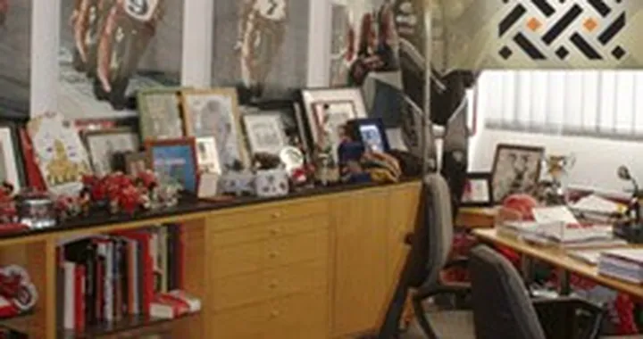 E' iniziata l'asta dei cimeli di Federico Minoli