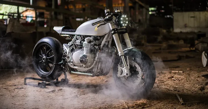 Honda CB 500 Four "Mrs Duke" by Duke Motorcycles