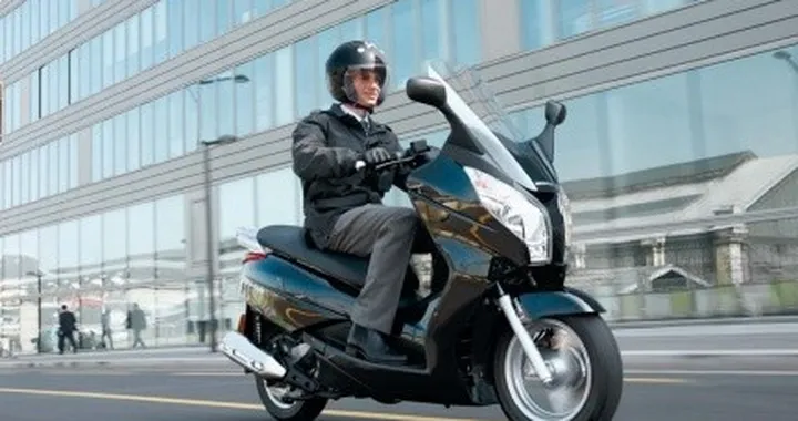 Arriva il nuovo Honda S-Wing 125/150