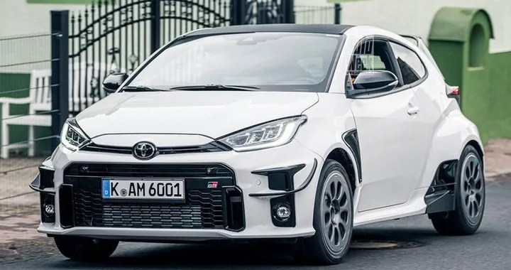 Toyota Yaris GRMN 2022: avrà oltre 270 CV
