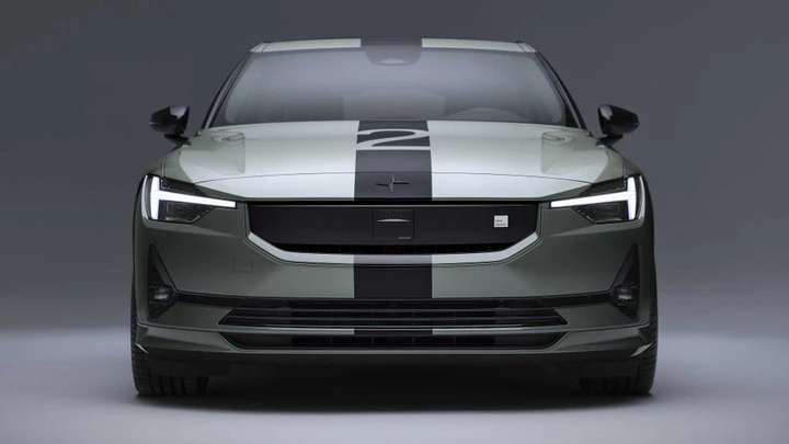 La Polestar 2 BST edition 230 ha carattere da vendere