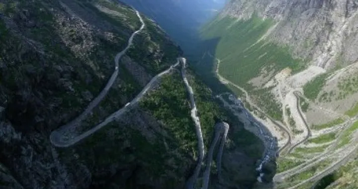 Alcune delle strade più belle da fare moto