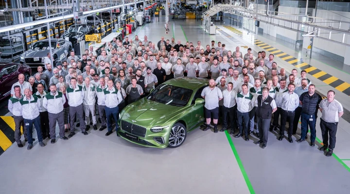 La prima Bentley Continental GT di nuova generazione: prodotta nel compleanno del Marchio