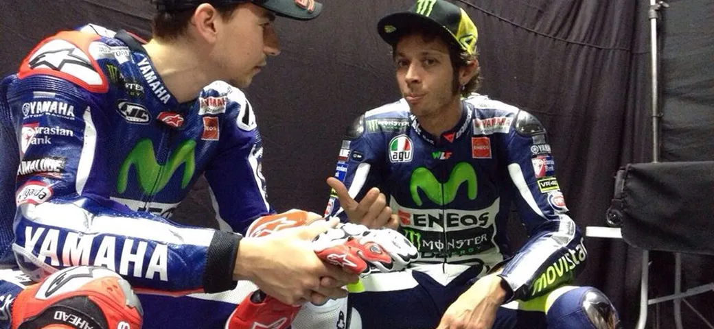 MotoGP Misano 2015: Lorenzo, Marquez, Rossi i più veloci nelle FP3. Dovizioso quarto