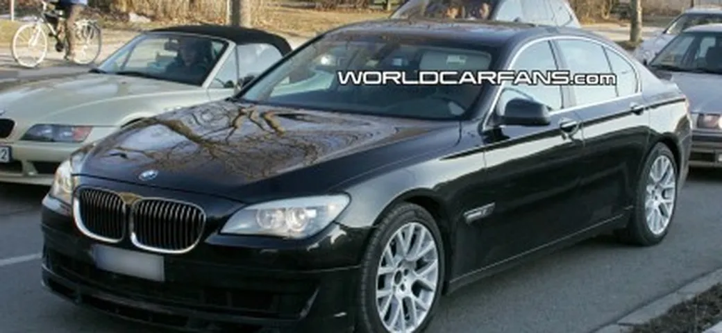 Alpina B7: prime immagini della vettura definitiva