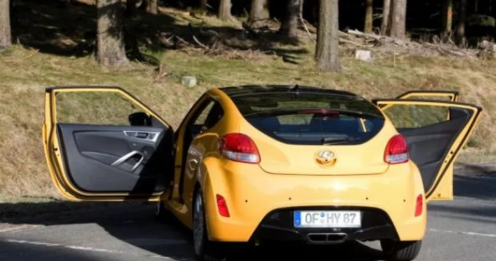 Hyundai Veloster: nessuna versione 5 porte
