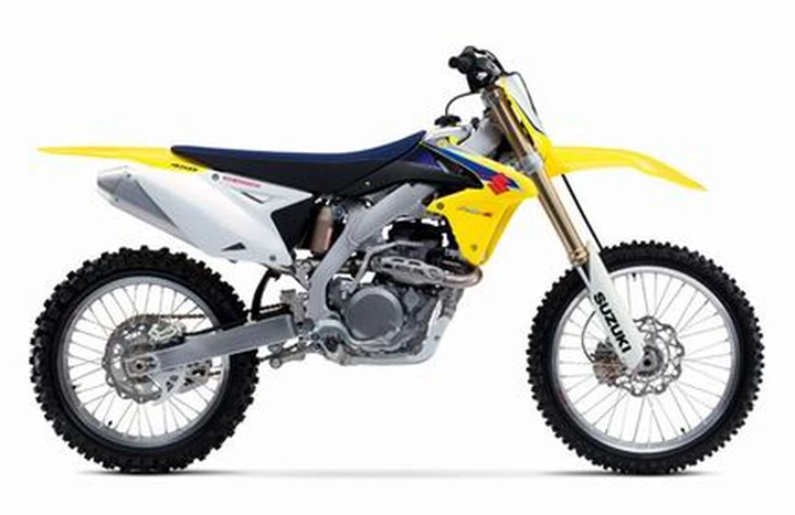 Signori del tassello: le Suzuki RM-Z 450 e 250 2009