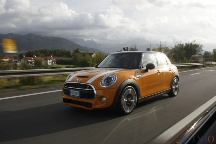 Nuova Mini 5 Porte: primo contatto su strada
