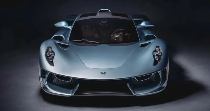 Hennessey Blackbird, la supercar che va controcorrente: V8 aspirato e cambio manuale