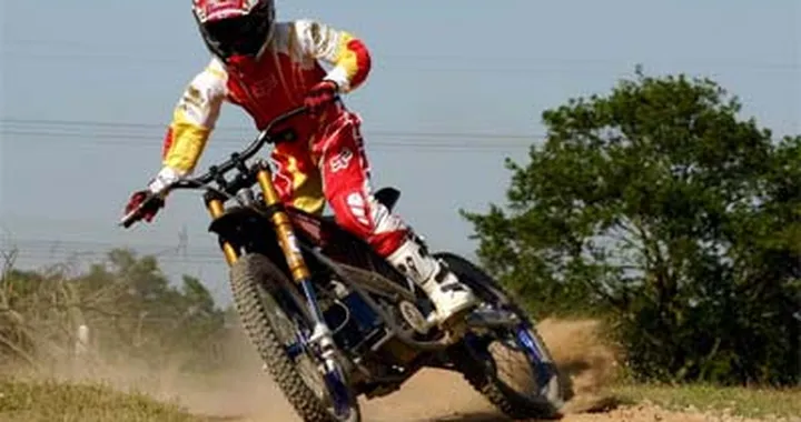 Blade T6 - il  cross ecologico