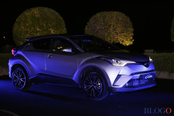 Toyota C-HR: Alessio Sakara è il 'King of the Flow'