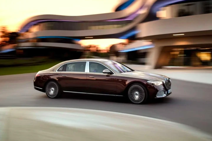 Mercedes-Maybach S680 4Matic: la variante con il V12