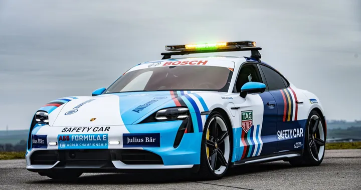 La Porsche Taycan Turbo S è la nuova safety car della Formula E