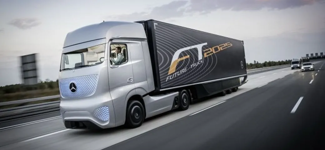 Il Mercedes 2025 Concept Truck anticipa le motrici del futuro?