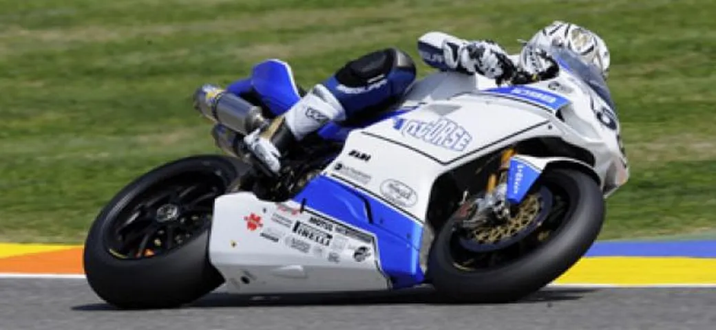 WSBK: Regis Laconi primo nelle seconde qualifiche su Haga e Spies, male Biaggi