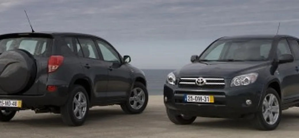 Toyota RAV4 2006 - nuove foto