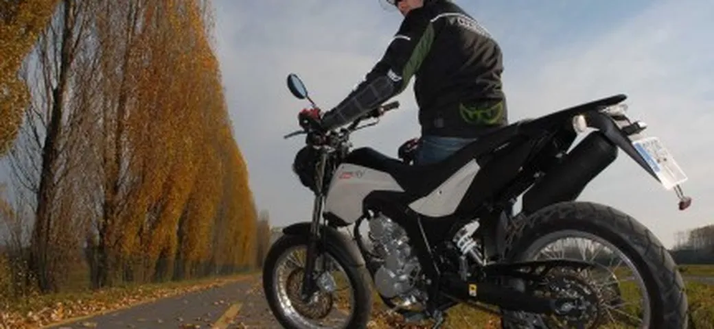 A spasso con la Derbi 125 Cross City