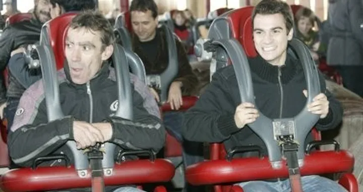 Pedrosa se la spassa al parco divertimenti