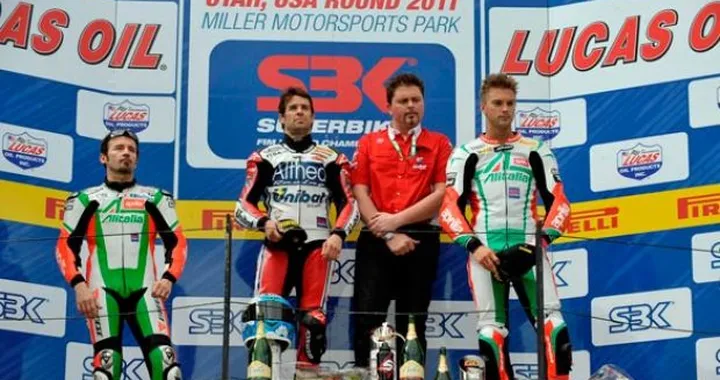 Checa e la Ducati sugli altari. Ma per Biaggi e l'Aprilia la "partita" non è chiusa