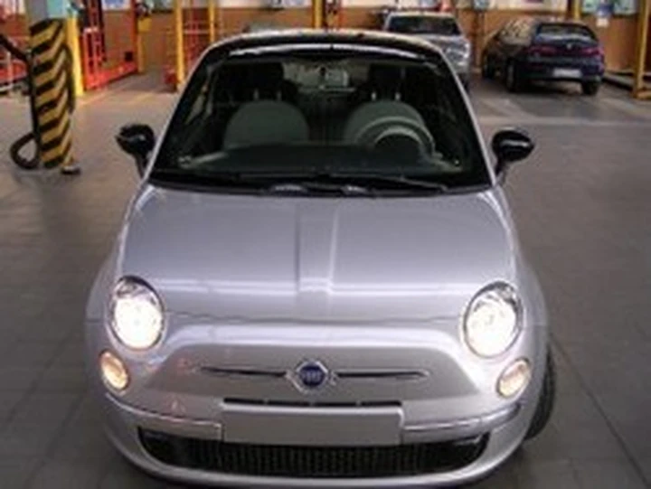 Nuova Fiat 500: con il vecchio logo?