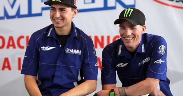 Lorenzo e Spies incontrano i giovani piloti in Indonesia