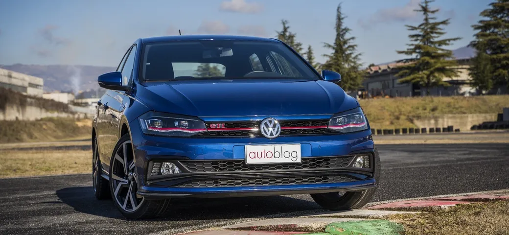 Volkswagen Polo GTI: prova su strada e in pista - Video