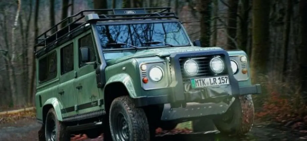 Land Rover Defender Blaser Edition