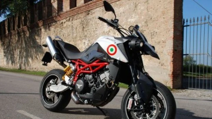 Moto Morini Granferro (Granpasso) 1200 SM: le prime foto