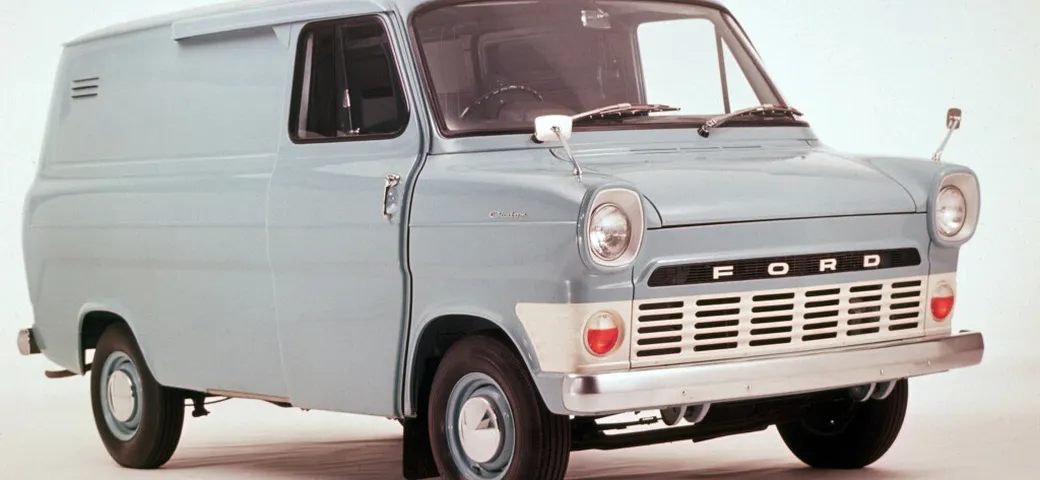 Ford Transit: il 6 agosto 1965 iniziava la produzione di un'icona dei veicoli commerciali