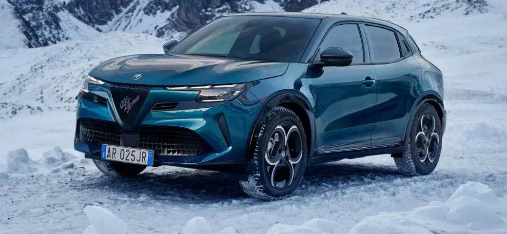 Alfa Romeo Junior Q4, con la trazione integrale per conquistare l'Europa