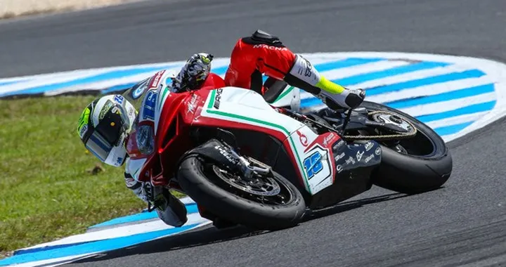 Supersport: Cluzel (MV Agusta) 1° nei test ufficiali di Phillip Island