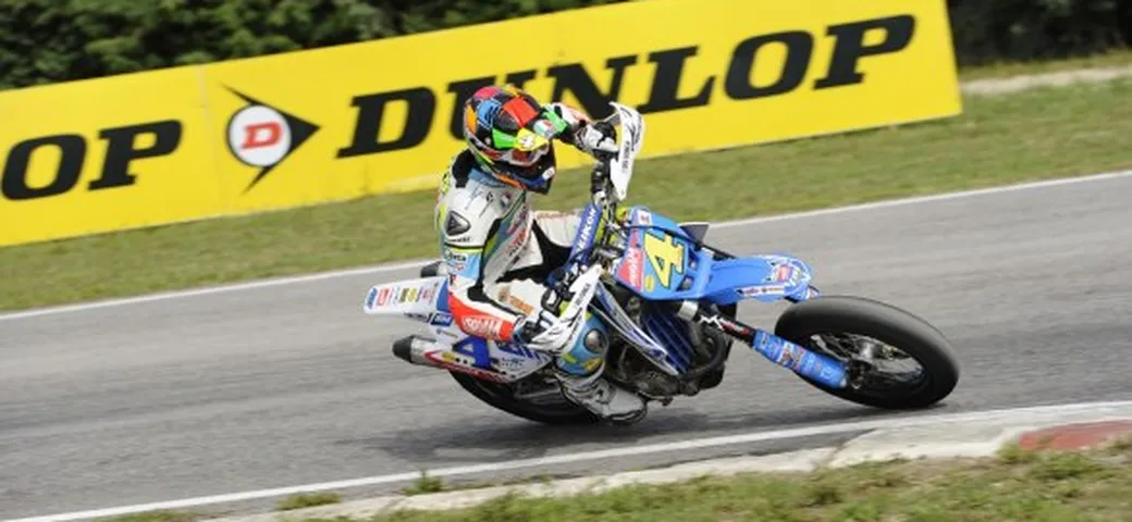 Supermoto: doppio trionfo per Chareyre a Battipaglia