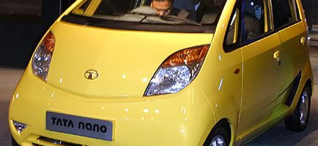 CarMagazine prova su strada la Tata Nano