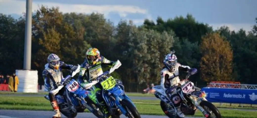 Sic Supermoto Day 2012: il paddock e le qualifiche del sabato