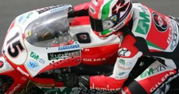 Phillip Island - Brutta caduta per Roberto Locatelli