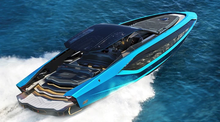 Conor McGregor si regala la Lamborghini del mare
