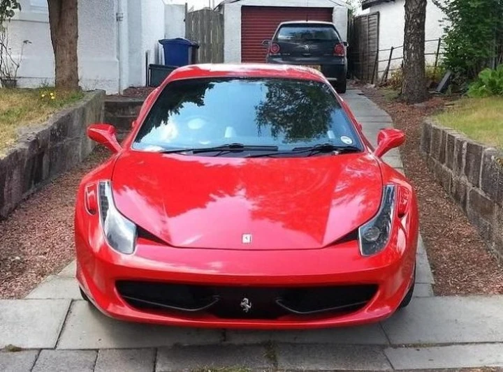 Ferrari: la replica della 458 Italia è quasi identica all'originale