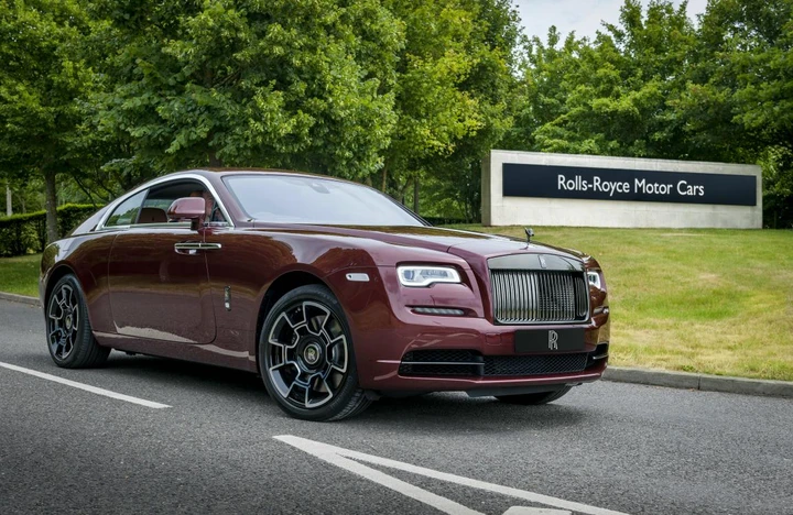 Rolls-Royce: riprendono le consegne clienti a Goodwood