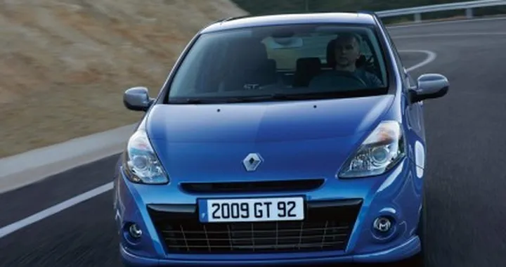 Renault: 6.000 licenziamenti volontari e perdite per 982 milioni di Euro