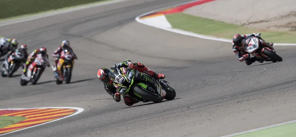 Sbk, Assen: round decisivo? Rea cerca la fuga. Ducati al contrattacco