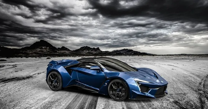 W Motors Fenyr SuperSport
