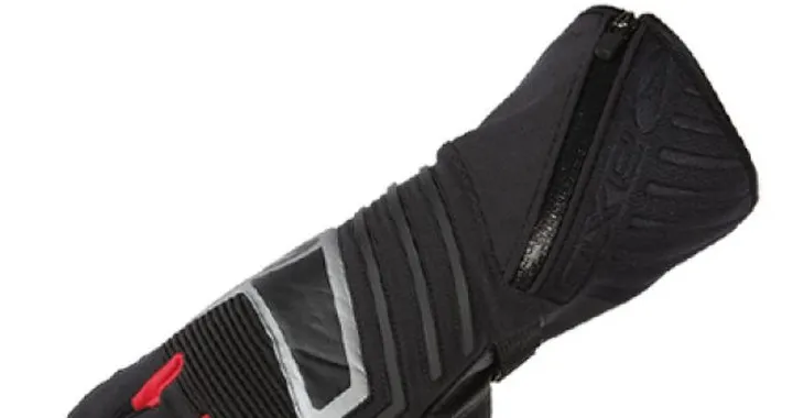 Novità Axo: guanto touring TK4