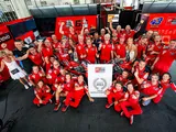 Bagnaia regala il titolo squadre al team Ducati Lenovo