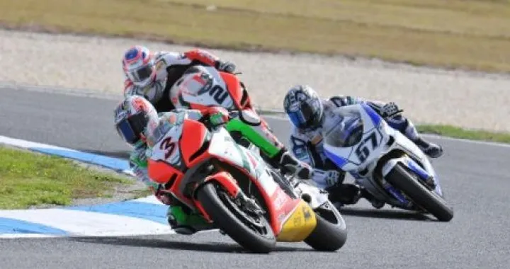 Max Biaggi, baionetta in canna! O addio mondiale ...