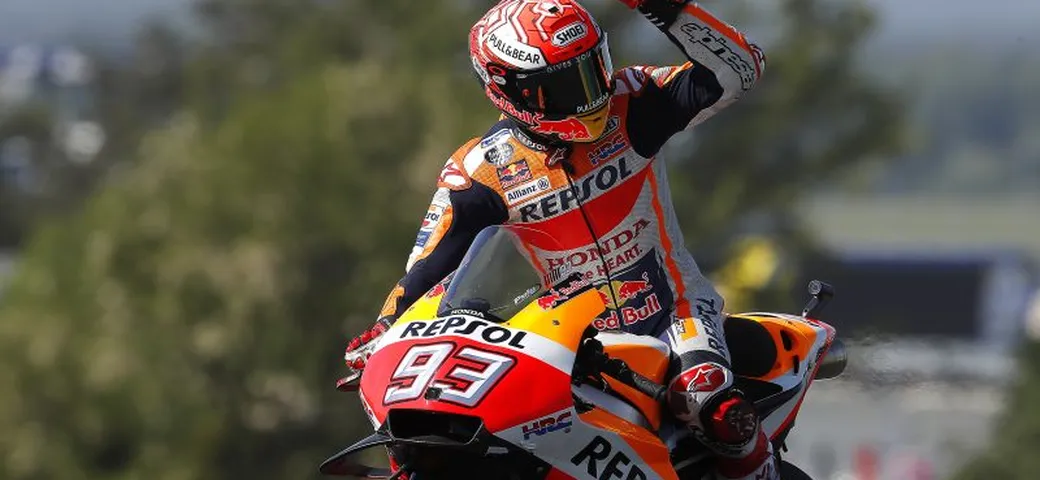 MotoGP, Le Mans: vince Marquez, podio italiano con Petrucci e Rossi