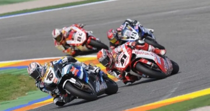 Sale l'attesa per il weekend di Monza della SBK. Vogliamo sentire l'Inno di Mameli!